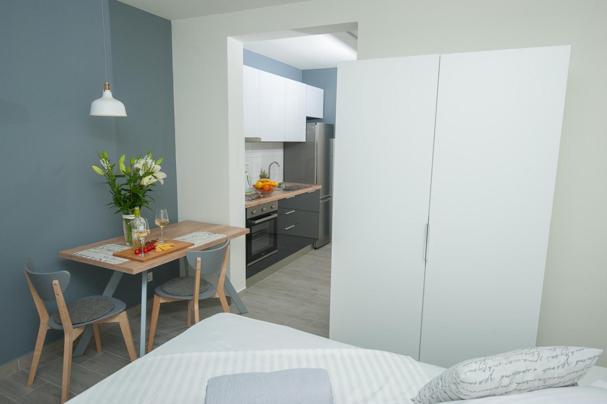 Seaside Luxury Suites Podstrana Oda fotoğraf