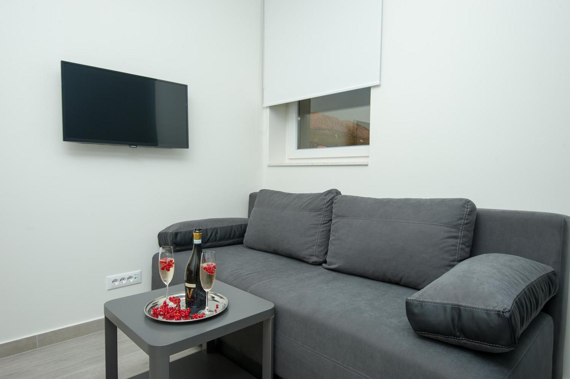 Seaside Luxury Suites Podstrana Oda fotoğraf