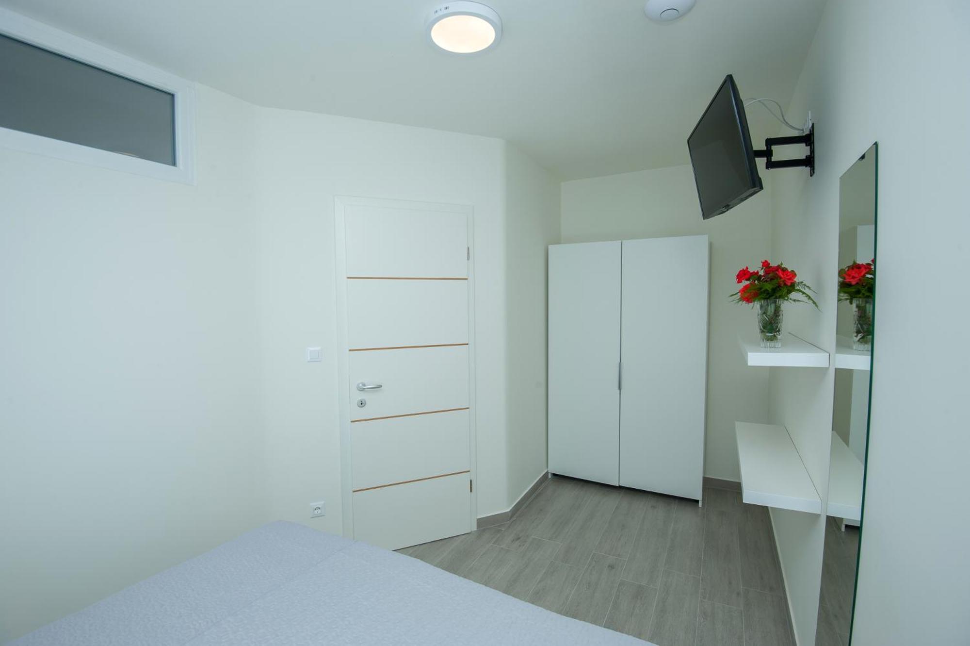 Seaside Luxury Suites Podstrana Oda fotoğraf