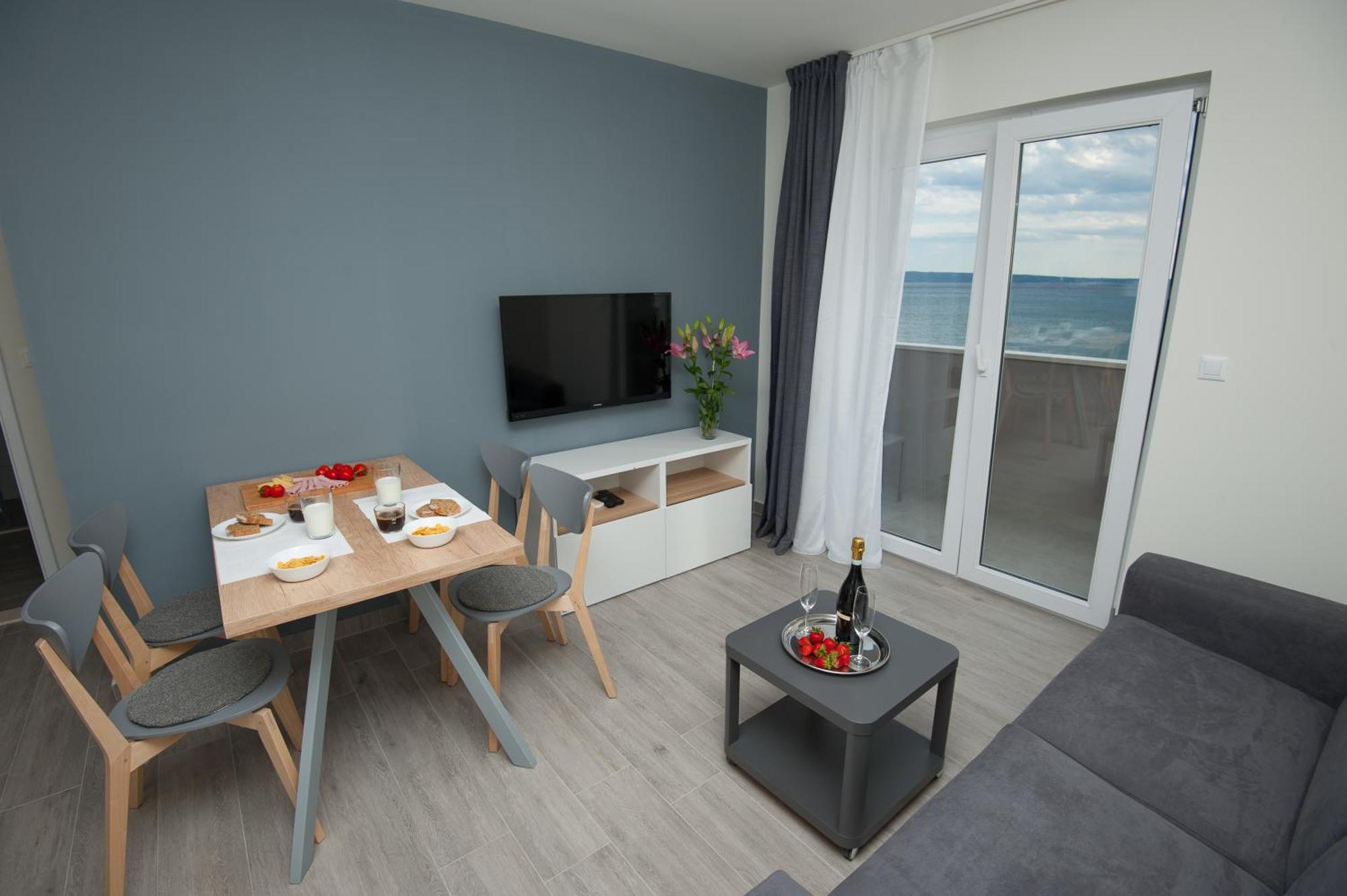 Seaside Luxury Suites Podstrana Oda fotoğraf