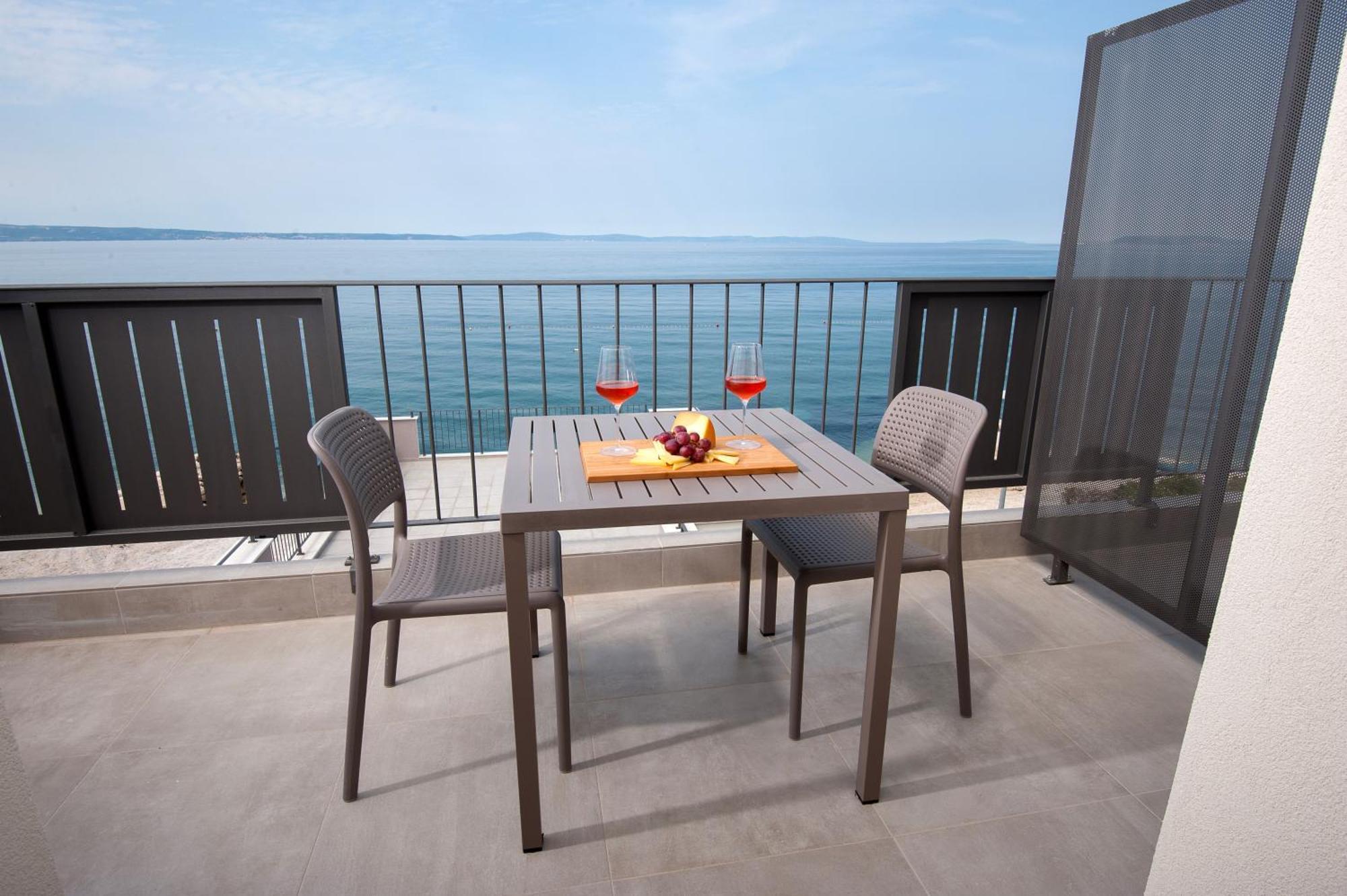 Seaside Luxury Suites Podstrana Oda fotoğraf